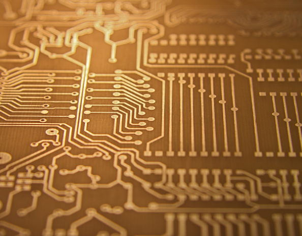 ?How to use tools to manage PCB design and testing